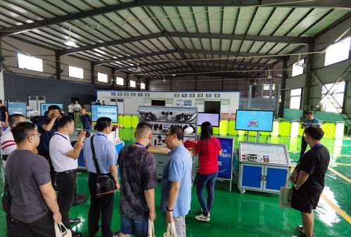 經銷商伙伴實地參觀和緒科技智能網聯(lián) 新能源汽車研發(fā)設備并交流